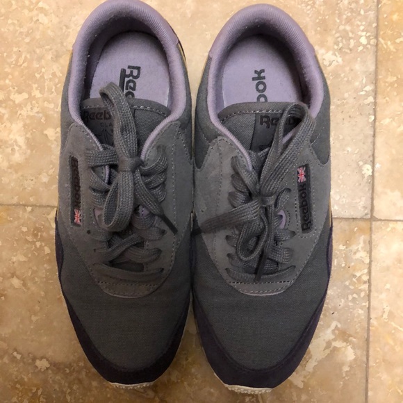 Purple Reebok Shoes - Picture 2 of 4